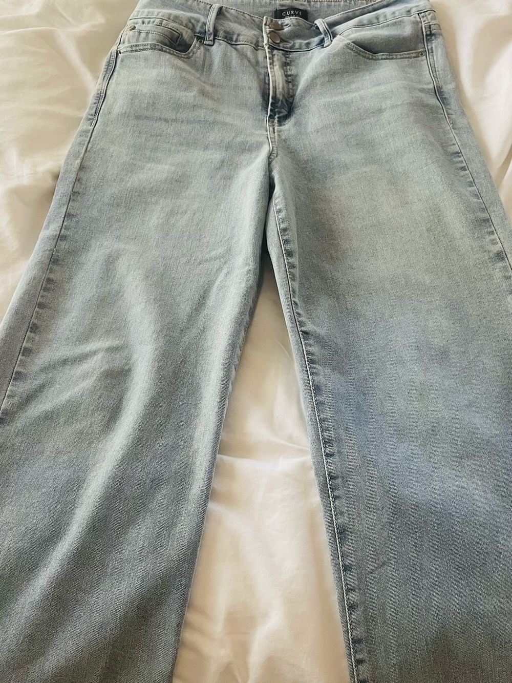 Light Wash Straight-Leg Jeans for Women